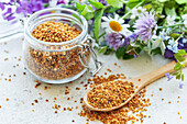 Healthy bee pollen grains