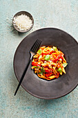 Paprika-Ajvar-Hafernudeln