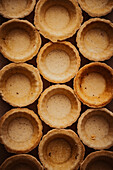 Empty shortcrust pastry bases for desserts