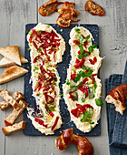 Double butterboard with Bündner meat, with sun-dried tomatoes