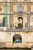 France, Paris, area listed as World Heritage by UNESCO, the banks of Seine river homeless or sdf under the docks