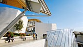 Frankreich, Paris, Bois de Boulogne, Terrasse der Stiftung Louis Vuitton des Architekten Frank Gehry