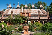 France, Haute Savoie (74), Rumilly, Vaulx, secret gardens, remarkable garden label, roof of the joyous island entirely made of lime mortar