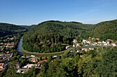 Frankreich, Mosel, Lutzelbourg, von der Burg aus dem 11. Jahrhundert, Blick auf das Dorf, das Zorntal, den Kanal von der Marne zum Rhein