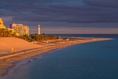 Spanien, Kanarische Inseln, Insel Fuerteventura, Morro Jable, Strand von Playa de la Cebada, Sonnenuntergang