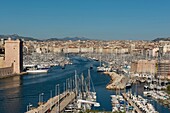 Frankreich, Bouche du Rhone, Marseille, der alte Hafen vom Kongresszentrum aus gesehen