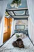 France, Haute Savoie, Rumilly, Vaulx, secret gardens, remarkable garden label, canopy bed in the blue room