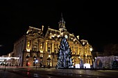 Frankreich, Indre et Loire, Loire-Tal, von der UNESCO zum Weltkulturerbe erklärt, Tours, Weihnachtsdekoration, Rathaus