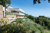 Frankreich, Le Lavandou, Cap Negre, Architektenhaus, Geschichte: Die ganze Kontrolle der Elemente mit Blick auf das Meer