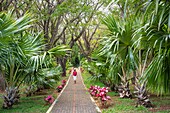 Mauritius, Insel Rodrigues, L'Union, Gedenkstätte mit einer Rekonstruktion des Sklavenfriedhofs, einem Denkmal zum Gedenken an das Ende der Sklaverei und dem Grab von Philibert Marragon und seiner Frau, den ersten Siedlern auf der Insel