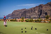 Spain, Canary Islands, Tenerife Island, Los Gigantes, lawn bowling with players