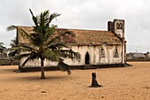 Ivory Coast, Grand Lahou district, Grand Lahou,the church