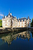 Frankreich, Indre et Loire, Loire-Tal, von der UNESCO zum Weltkulturerbe erklärt, Schloss von Azay le Rideau, erbaut von 1518 bis 1527 von Gilles Berthelot, Renaissance-Stil