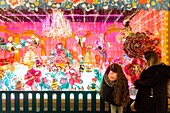 Frankreich, Paris, Schaufenster des Kaufhauses Galeries Lafayette zur Weihnachtszeit