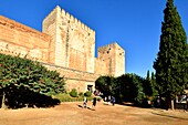 Spanien, Andalusien, Granada, die Alcazaba des Alhambra-Palastes, von der UNESCO zum Weltkulturerbe erklärt, zwischen dem 13. und 14. Jahrhundert von der Nasriden-Dynastie erbaut, islamische Architektur