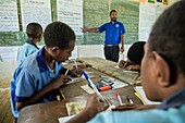 Papua New Guinea, Simbu province, Kagaï village, in the school class