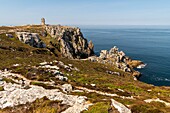 France, Finistère (29), Cornouaille, Crozon Peninsula, Camaret-sur-Mer, Pen-Hir Point in the Iroise Sea