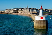 France, Ille et Vilaine, Cote d'Emeraude (Emerald Coast), Saint Malo, the fortified city and the Mole des Noires jetty