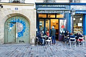 France, paris, the terrace of Cafe des Pasaules in Rue des Rosiers