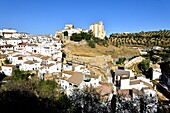 Spain, Andalusia, Cadiz Province, Setenil de las Bodegas, Ruta de los Pueblos Blancos (white villages road), the village