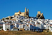 Spain, Andalucia, Cadiz province, white village of Olvera, the Church of Our Lady of the Incarnation and the Arabic fortress