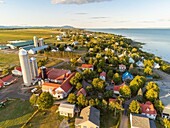 Kanada,Quebec,Insel Orleans,Saint Jean,und Bauernhaus (Luftaufnahme)