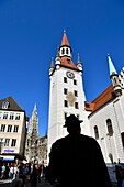 Germany, Bavaria, Munich, Marienplatz, the new City hall inaugurated in 1908 and the old Town Hall (Altes Rathaus)