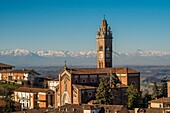 Italy, Piedmont, Province of Cuneo, The Langhe Wine Region, listed as World Heritage by UNESCO