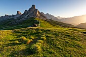 Italien,Venetien,Provinz Belluno,Dolomiten,UNESCO-Welterbe,Passo Giau oder Santa-Lucia-Pass (2462 m)