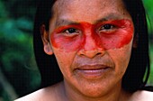 Ecuador, Orellana, Rio Cononaco, Portrait, the Huaorani are one of the last two tribes of hunter-gatherers who live in the heart of the rainforest of Ecuador