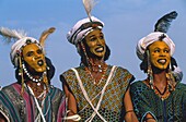 Niger, Sahara, Ingal, Dances of Fulani men to seduce women