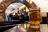 Polen,Woiwodschaft Kleinpolen,Krakau,Kazimierz,Kazimierz,Jüdisches Viertel,Bierstube Strefa Piwa