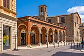 Savini Porticoes, Teramo, Abruzzo, Italy, Europe