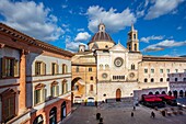 Piazza della Repubblica (Platz der Republik),Foligno,Perugia,Umbrien,Italien,Europa