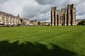 Wells Cathedral,anglikanische Kathedrale aus dem 12. Jahrhundert,geweiht dem Apostel St. Andrew,Sitz des Bischofs von Bath und Wells,Wells,Somerset,England,Vereinigtes Königreich,Europa