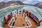 Guests from the Lindblad Expeditions ship National Geographic Sea Bird in Glacier Bay National Park, UNESCO World Heritage Site, Southeast Alaska, United States of America, North America