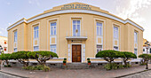 Blick auf das College in der Stadt Lacco Ameno,Insel Ischia,Kampanien,Italien,Europa