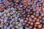 Mangosteen and salak fruit (snake fruit) for sale at local food market, Yogyakarta, Java, Indonesia, Southeast Asia, Asia, Asia