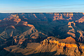 Grand Canyon bei Sonnenuntergang,Yaki Point,Grand-Canyon-Nationalpark,UNESCO-Weltnaturerbe,Arizona,Vereinigte Staaten von Amerika,Nordamerika