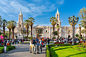 Plaza de Armas und Basilika der Kathedrale von Arequipa,UNESCO-Weltkulturerbe,Arequipa,Peru,Südamerika