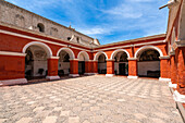 Roter Abschnitt des Klosters Santa Catalina de Siena,UNESCO-Welterbe,Arequipa,Peru,Südamerika