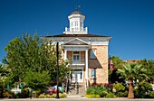 Das St. George Pioneer Courthouse,ältestes öffentliches Gebäude in Washington County,erbaut 1870 und bis 1960 als County Courthouse genutzt,St. George,Utah,Vereinigte Staaten von Amerika,Nordamerika