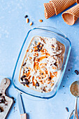 Peanut and caramel ice cream with chocolate chips