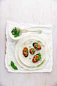 Finger food: Gratinated courgette slices with cheese