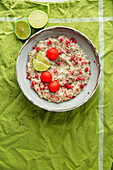 Oatmeal with lime and melon