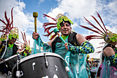 Vibrant atmosphere during the parade of choreographic groups in the emblematic Canto a la Tierra, part of the Carnival of Blacks and Whites in Pasto, Nariño, Colombia, on January 3, 2025.