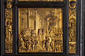 Die Osttüren des Baptisteriums von Lorenzo Ghiberti im Dommuseum in Florenz, Italien.