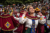 Vibrant atmosphere during the parade of choreographic groups in the emblematic Canto a la Tierra, part of the Carnival of Blacks and Whites in Pasto, Nariño, Colombia, on January 3, 2025.