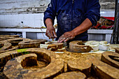 Artisans make float which will be exhibited in the city of Pasto Nariño within the framework of the Carnival of Negros y Blancos which was recognized as a heritage through UNESCO. Carlosama, Nariño, Colombia.