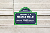 Frankreich, Paris, 75, 13. ARRT, Straßenschild Germaine Sablon, Sängerin, Schauspielerin, Widerstandskämpferin, Schöpferin des Partisanenlieds.